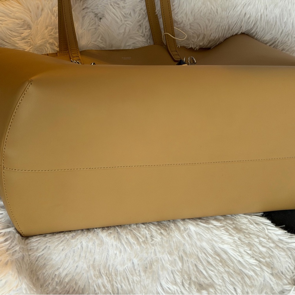 💞💖Fendi Hypnoteyes Shopping Tote - Picture 9 of 16